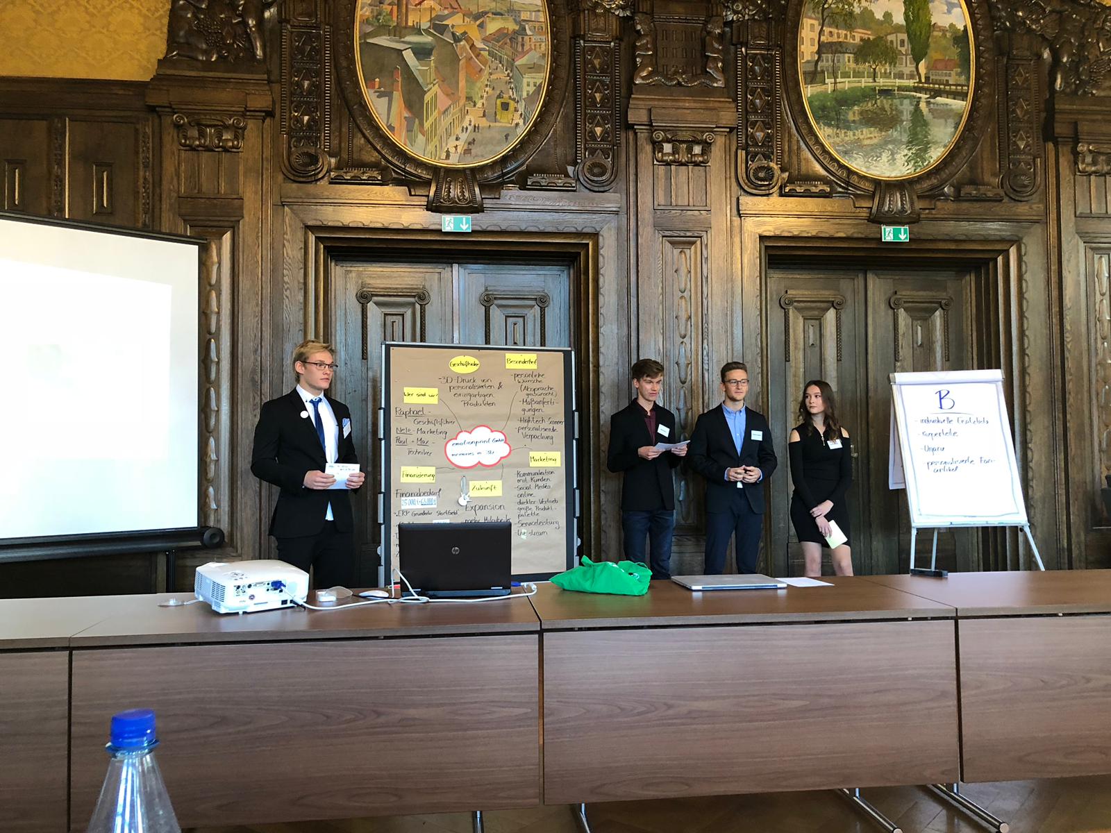 Präsentationstraining Projekt Startup, Abschlusspräsentation Werdauer Rathaus