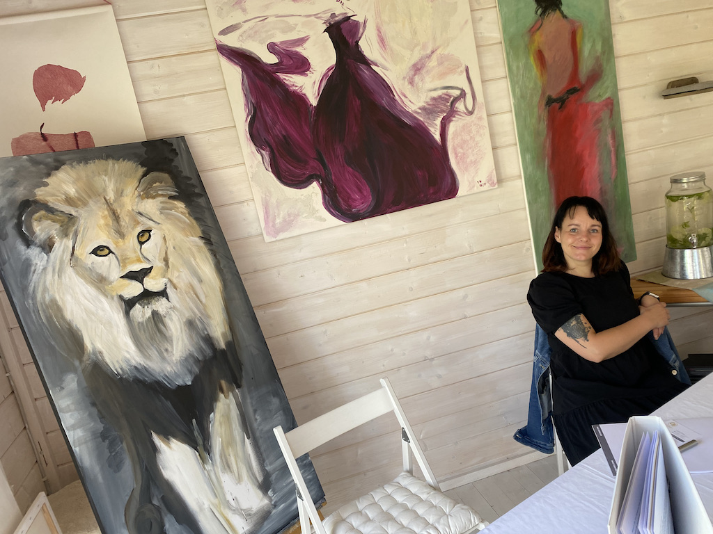 Katja im Atelier